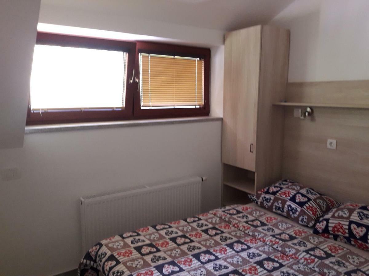 Simnovi Apartmaji - Surrounded By Nature Камник Екстериор снимка