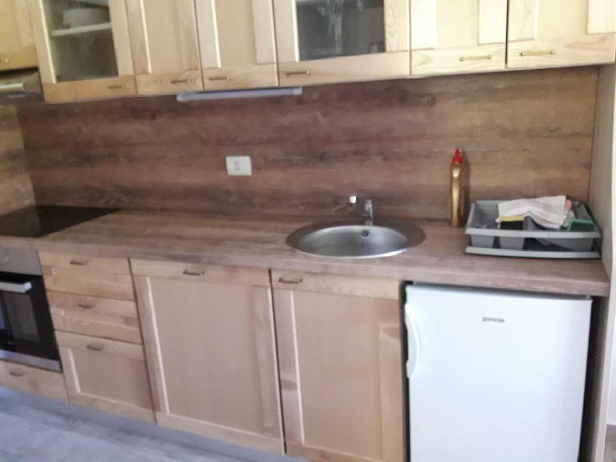 Simnovi Apartmaji - Surrounded By Nature Камник Екстериор снимка
