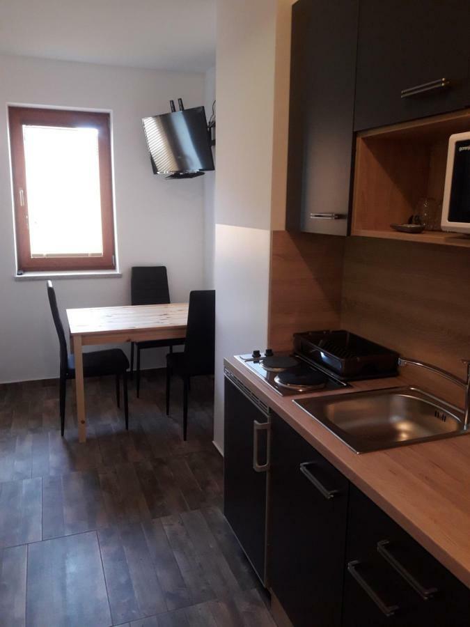 Simnovi Apartmaji - Surrounded By Nature Камник Екстериор снимка